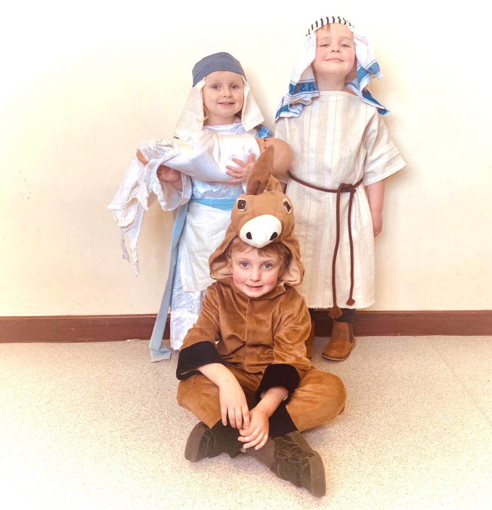 Children in nativity costume